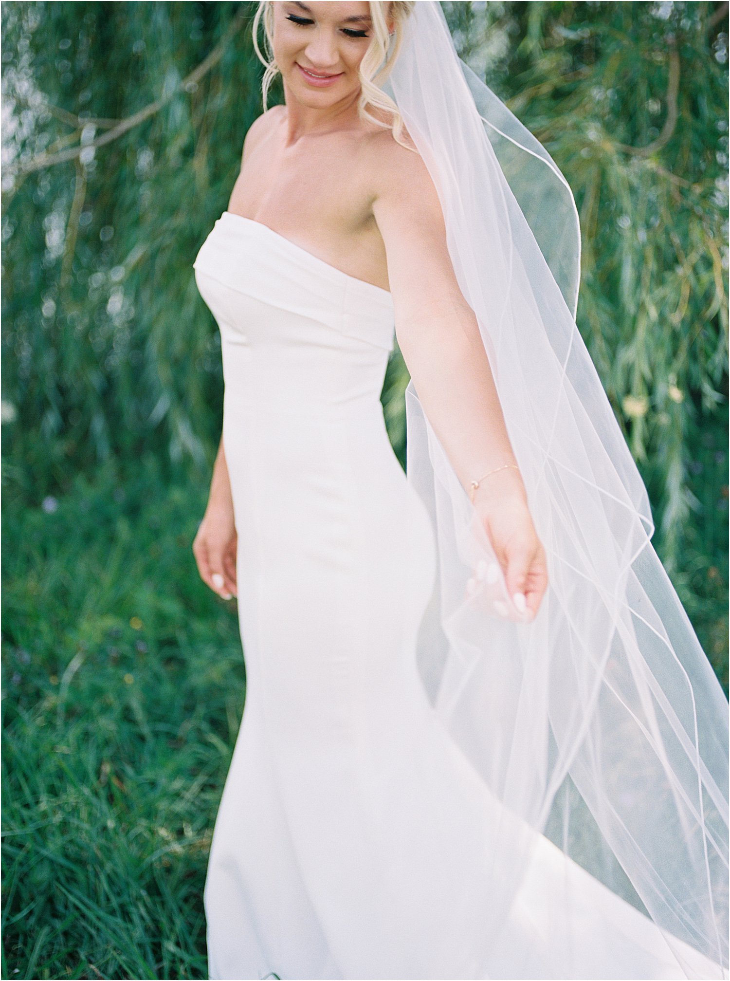 Des Moines Bride