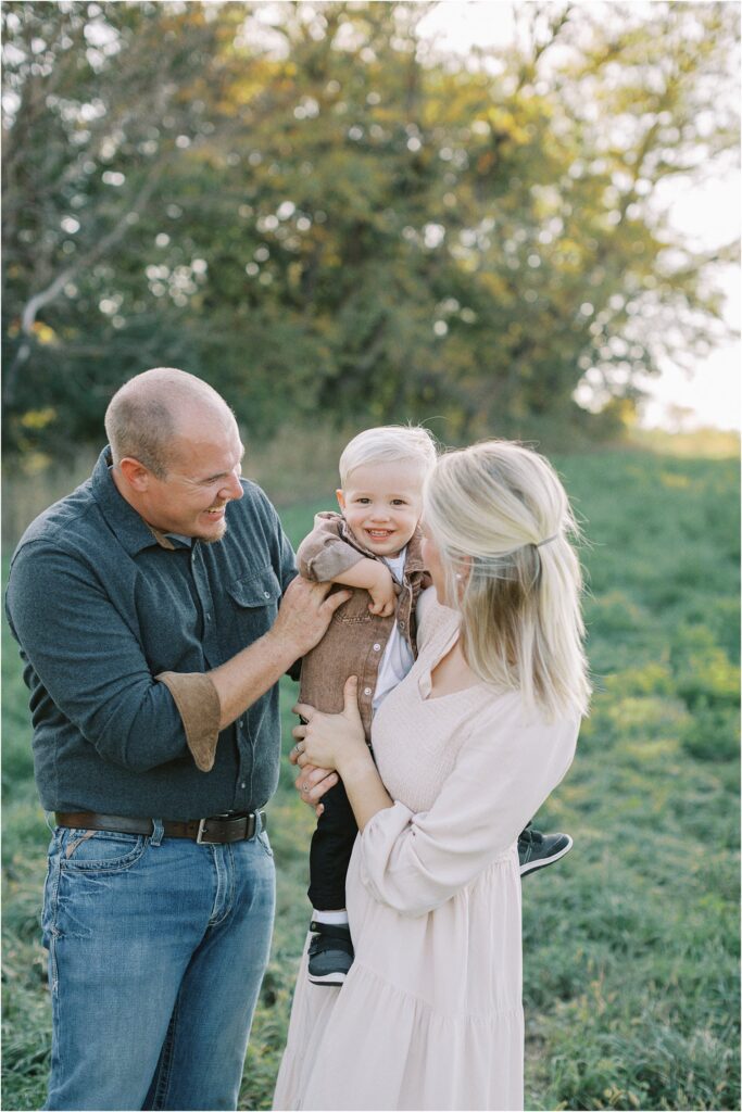 Outdoor Iowa Family Session