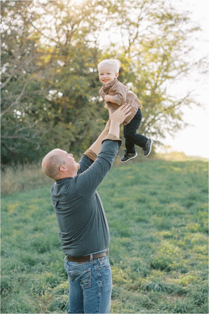 Outdoor Iowa Family Session