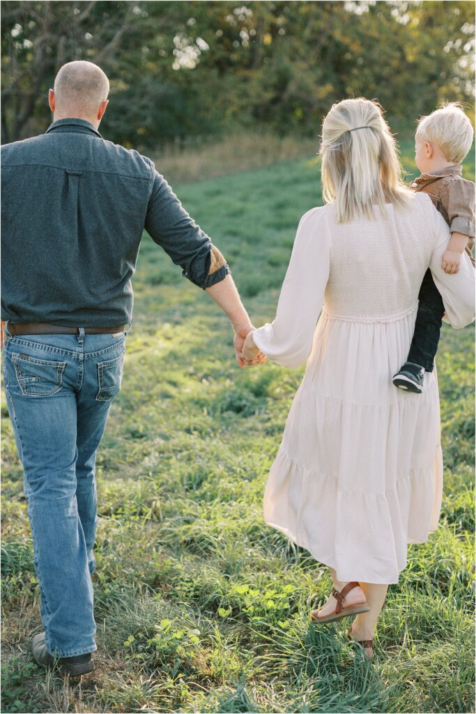 Outdoor Iowa Family Session